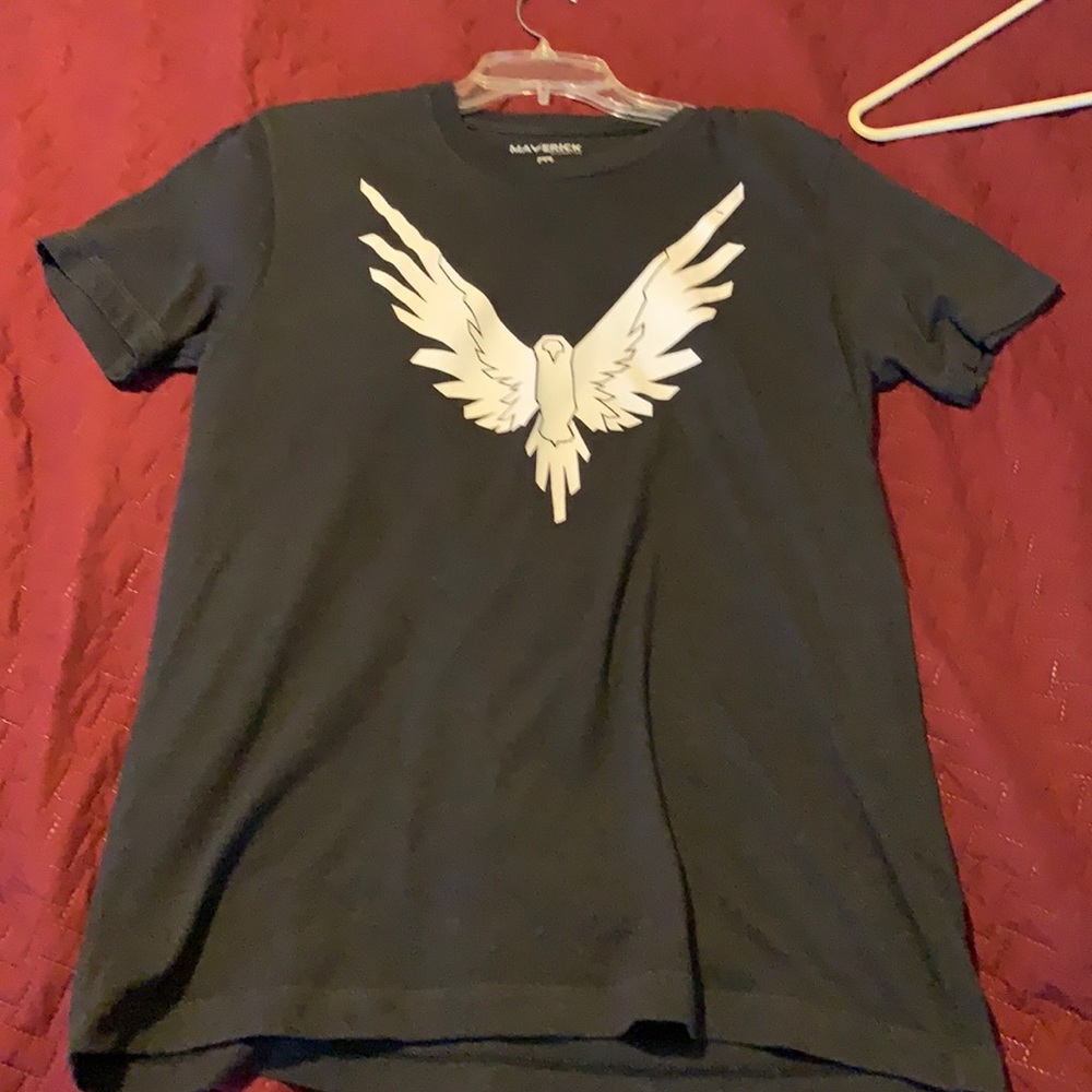 Maverick t shirt and hat